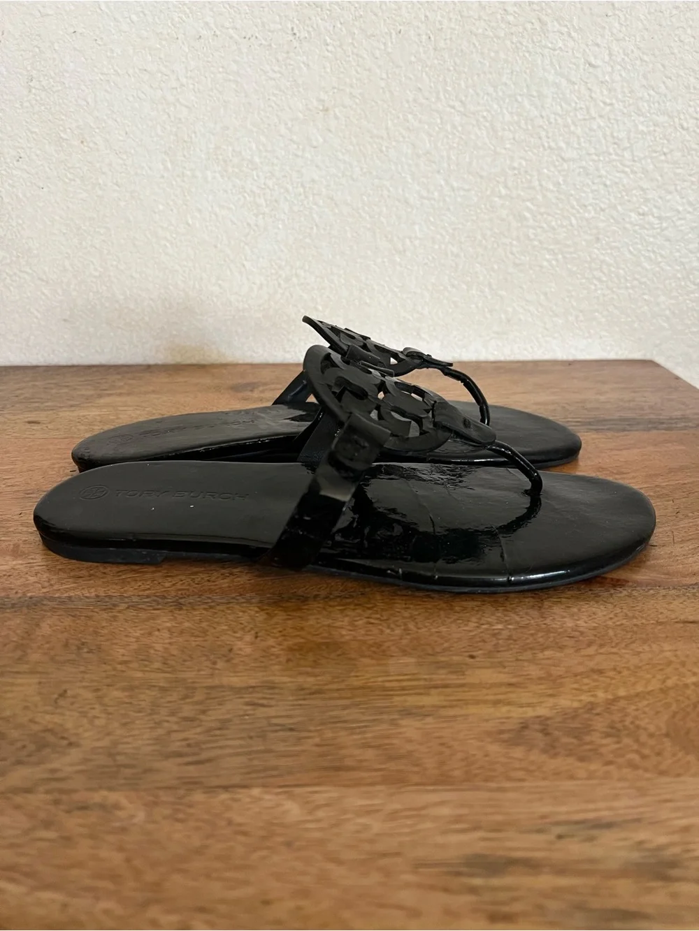 Tory Burch Miller Soft Women's Leather Memory Foam Slide Thong Sandals Size 10 M